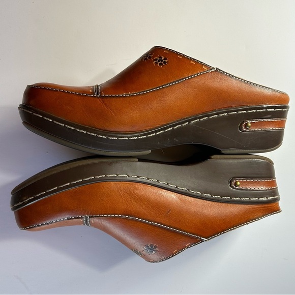 L'ATISTE Spring Step Chino Camel Brown Leather Clogs Size 41EU /11 US - Picture 3 of 13